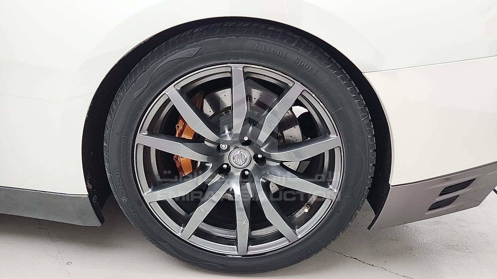 2013 NISSAN GTR VIN: JN1AR5EF6DM660016