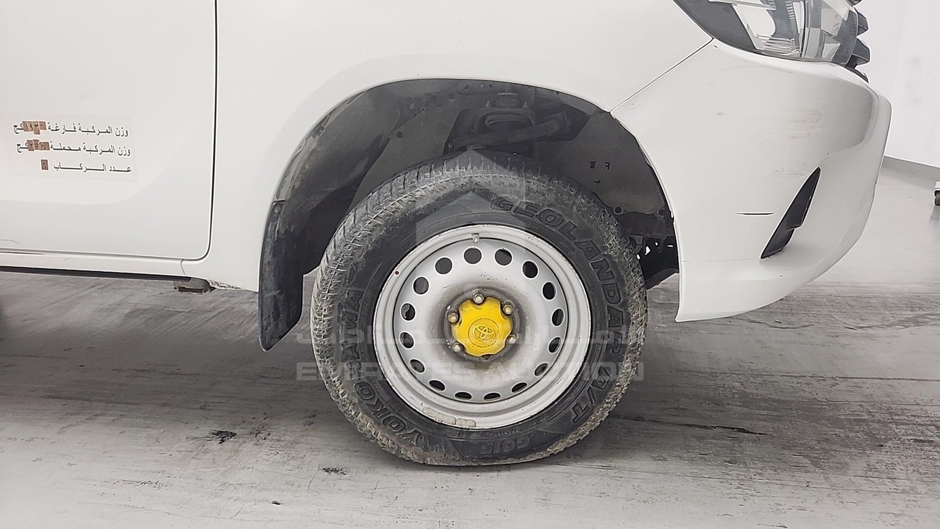 2019 TOYOTA HILUX VIN: MR0DX9CD3K2521237