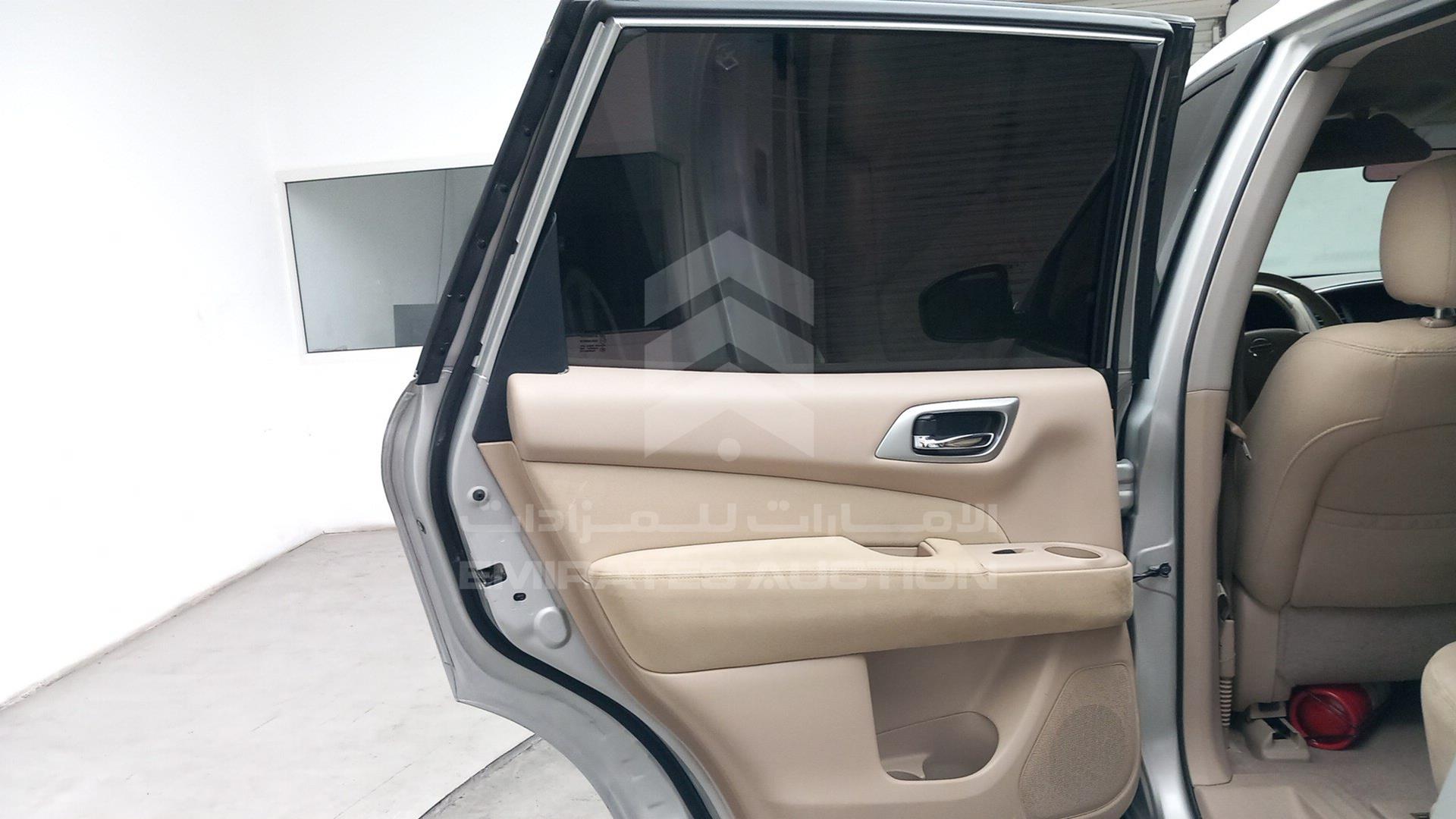 2015 NISSAN PATHFINDER VIN: 5N1AR2M50FC623374