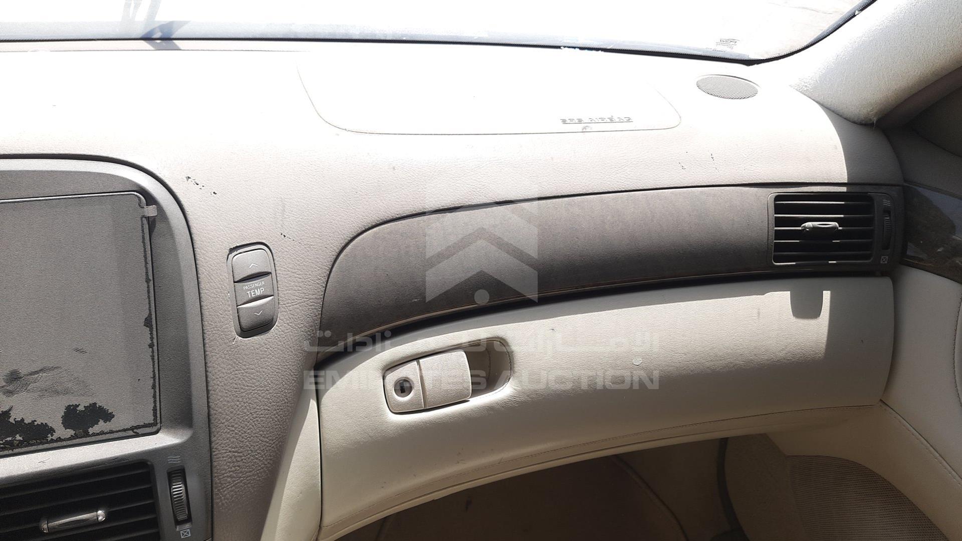 2001 LEXUS LS 430 VIN: JTHBN30F410009056