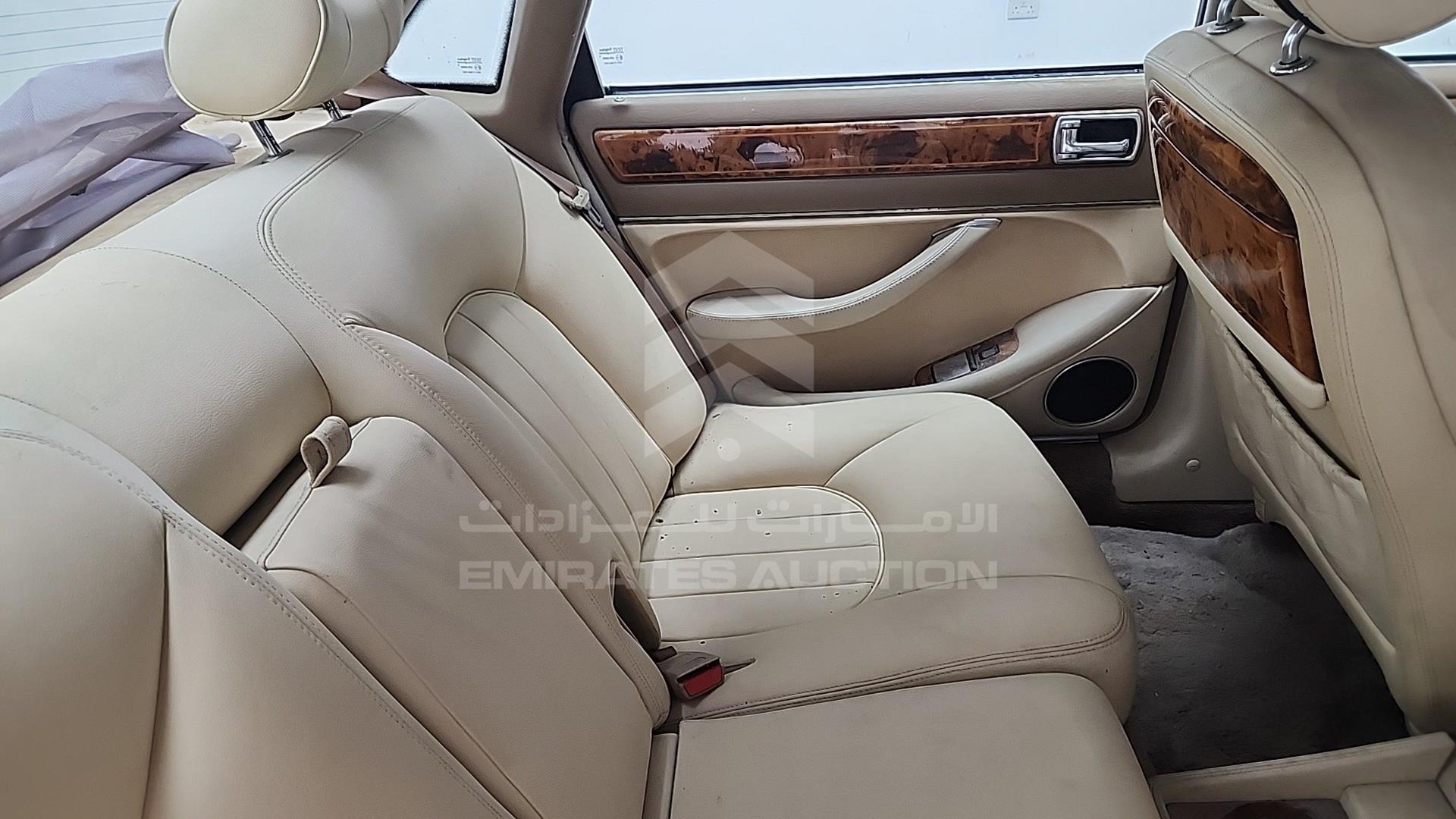 1995 JAGUAR DIMALER VIN: SAJDKALD4BC749886