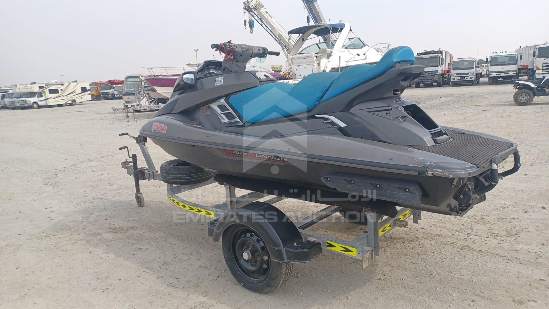 2018 JET SKI + TROLLEY YAMAHA VIN: US-YAMA1427B818
