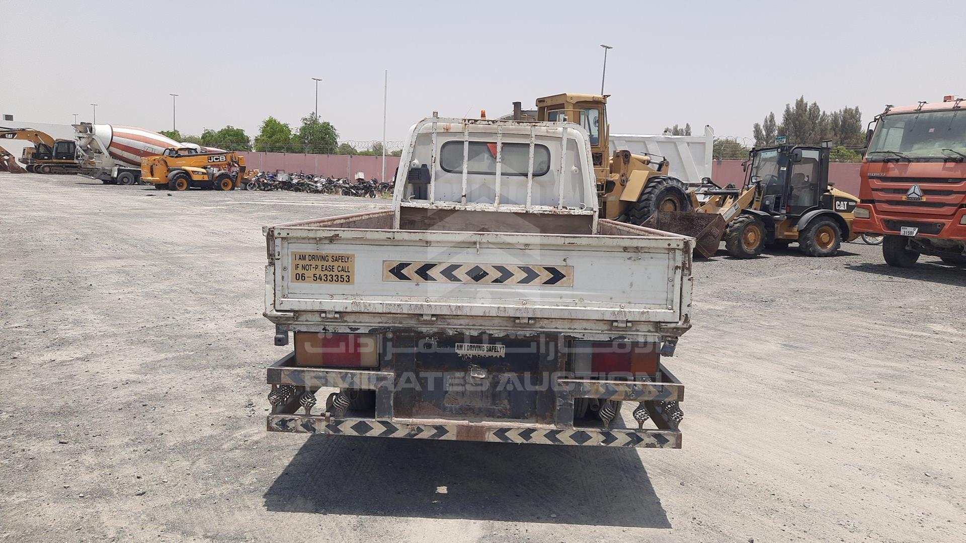 2003 HYUNDAI HD 65 VIN: KMFGE17FP3C184245
