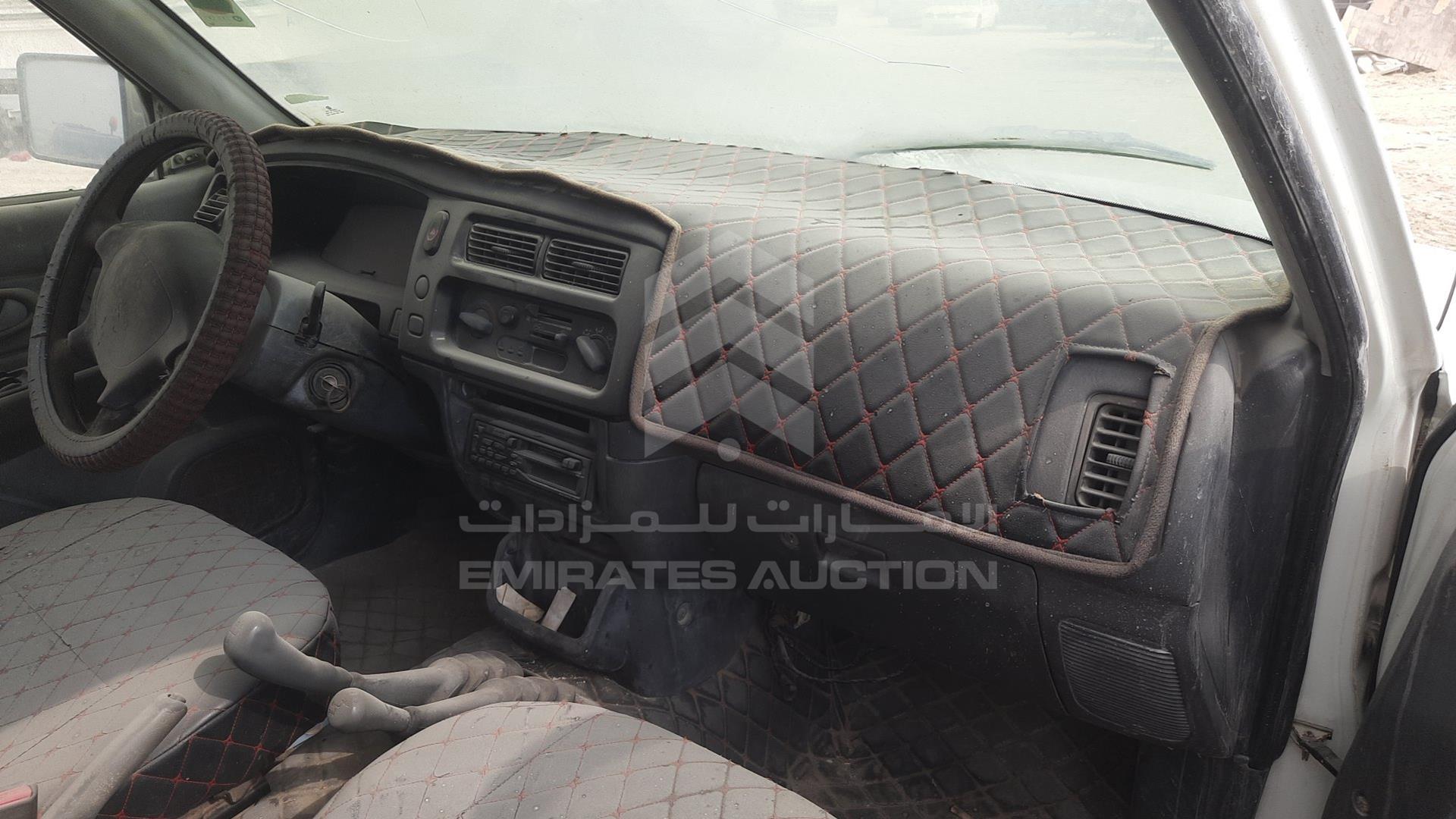 2004 MITSUBISHI L 200 VIN: MMBJNK7404D067273
