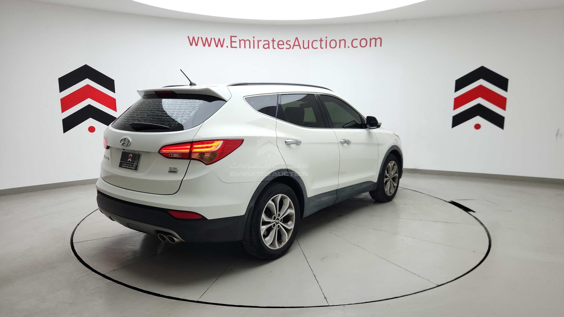 2016 HYUNDAI SANTA FE VIN: KMHSU81E7GU467114