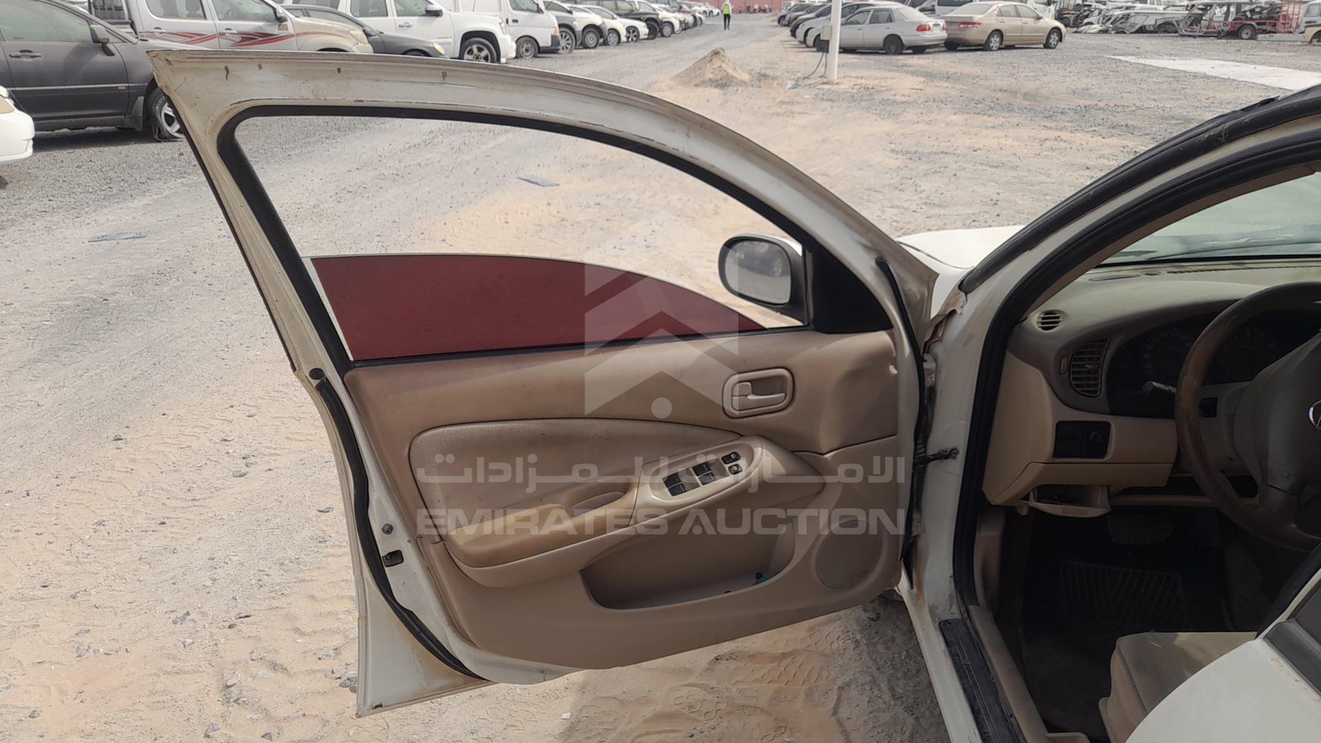 2004 NISSAN SUNNY VIN: JN1FN61C44W062322