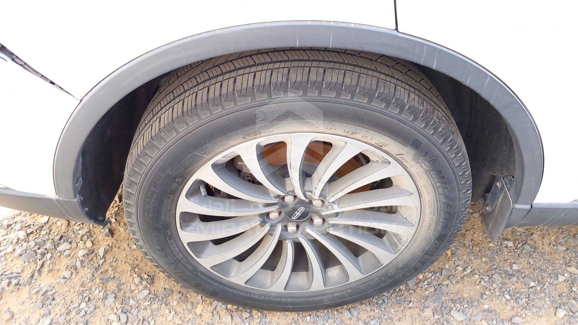 2021 LINCOLN AVIATOR VIN: 5LM5J6XCXMGL08773