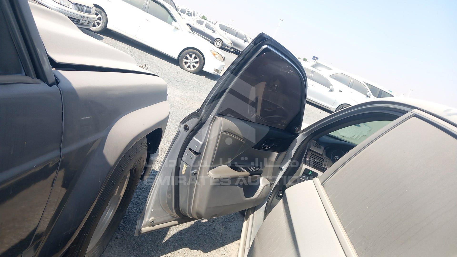 2013 HONDA ACCORD VIN: 1HGCR3F87DA047156