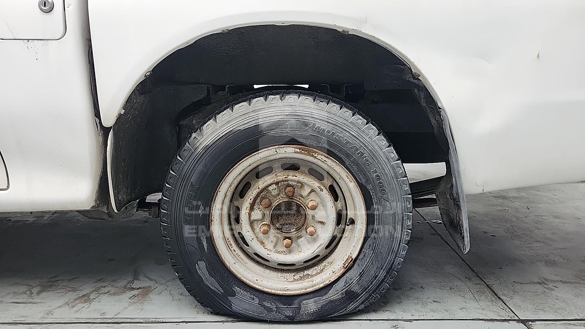 2005 MITSUBISHI L 200 VIN: MMBJNK6405D037964