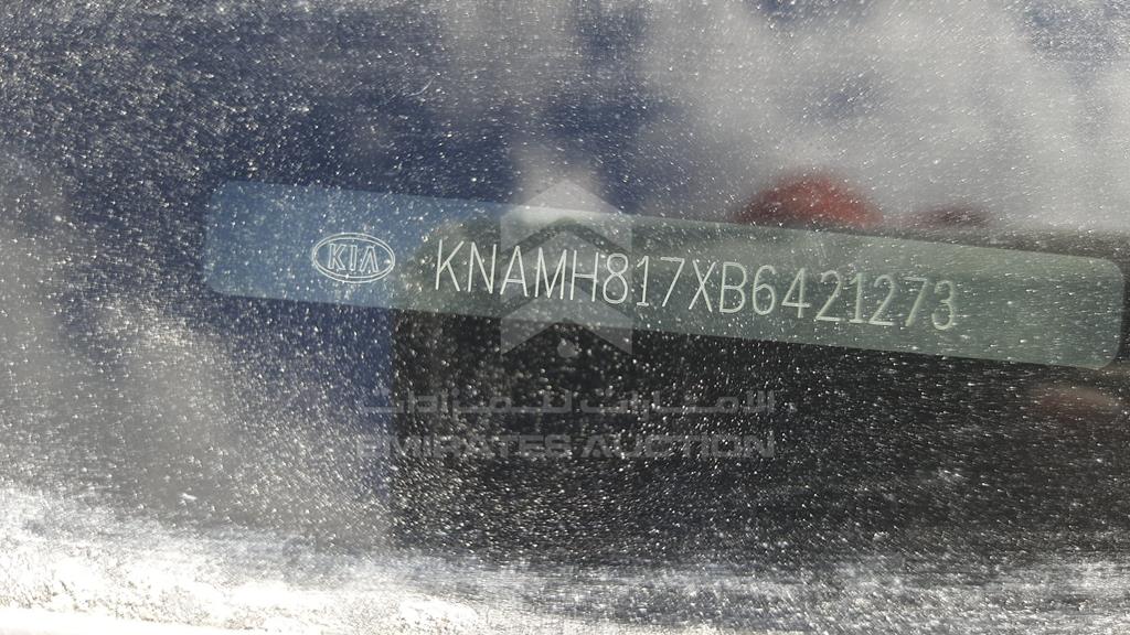 KNAMH817XB6421273 - 2011 KIA CARNIVAL - #520934