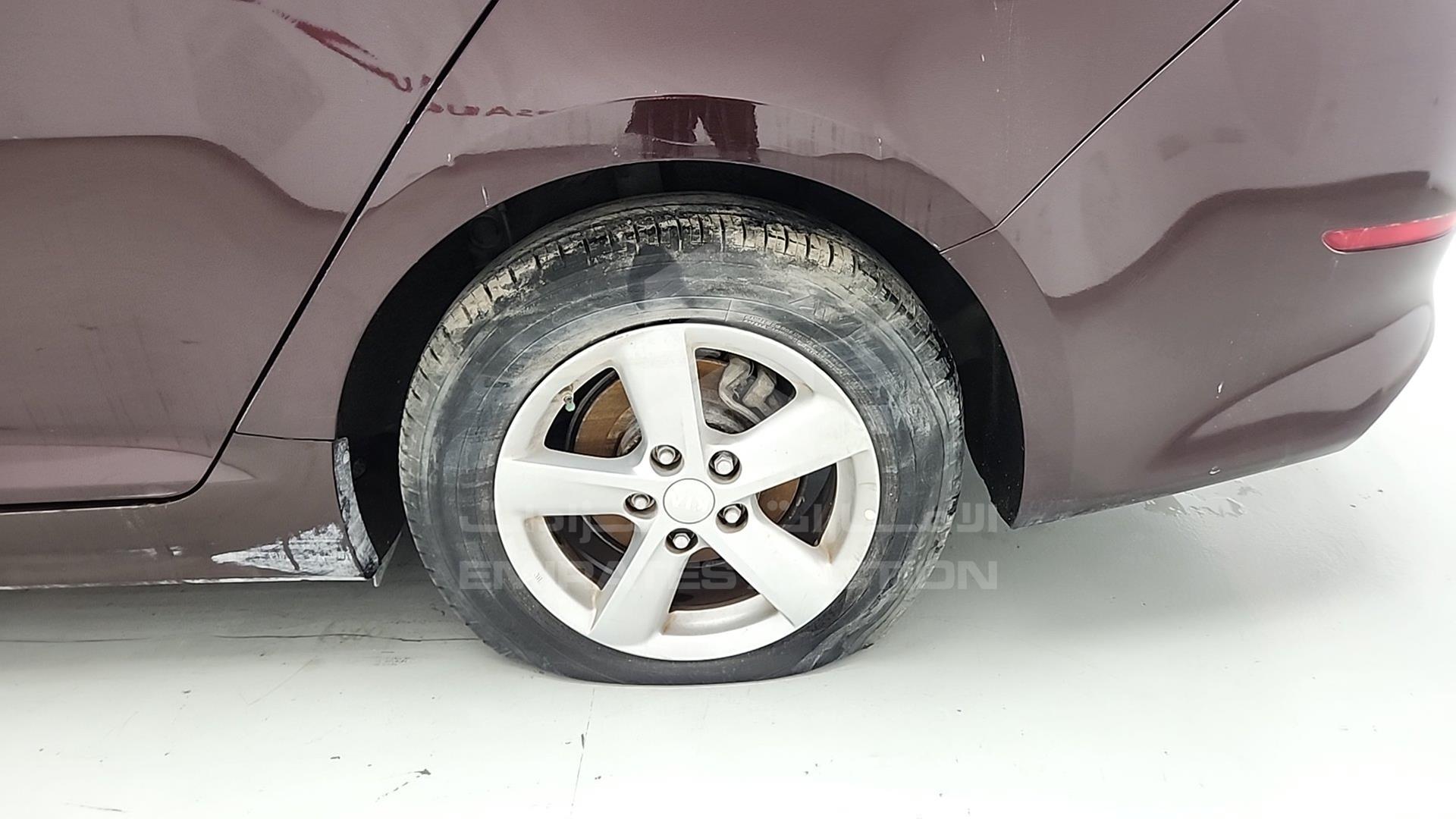 2015 KIA OPTIMA VIN: 5XXGM4A76FG428166