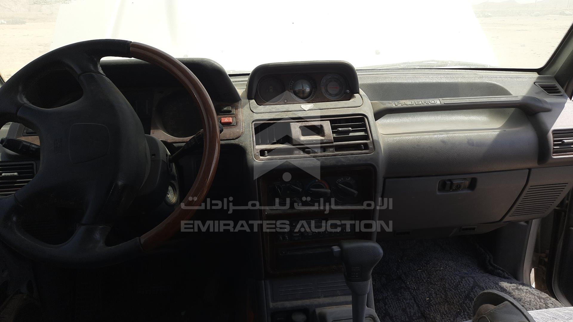 2000 MITSUBISHI PAJERO VIN: JMY0RV230YJ704792