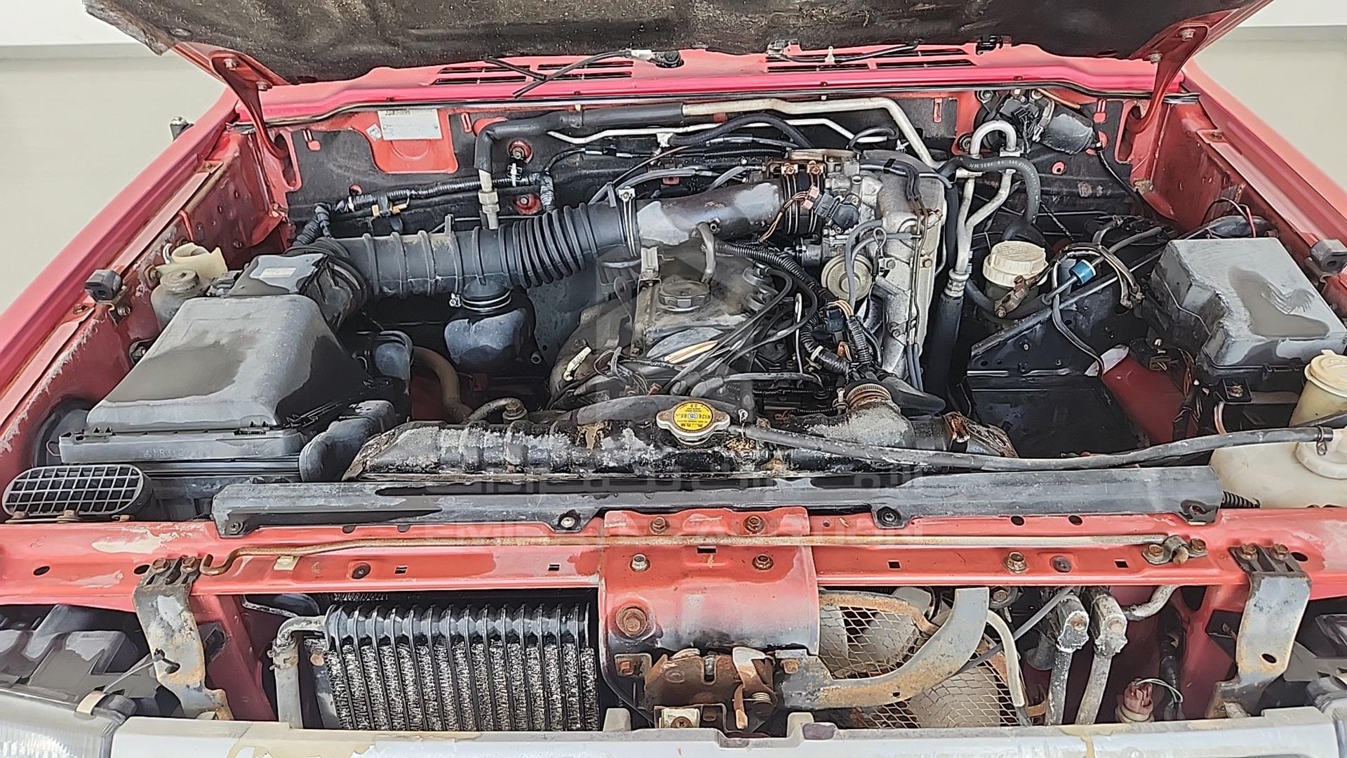 2000 MITSUBISHI PAJERO VIN: JMY0RV310YJ704581
