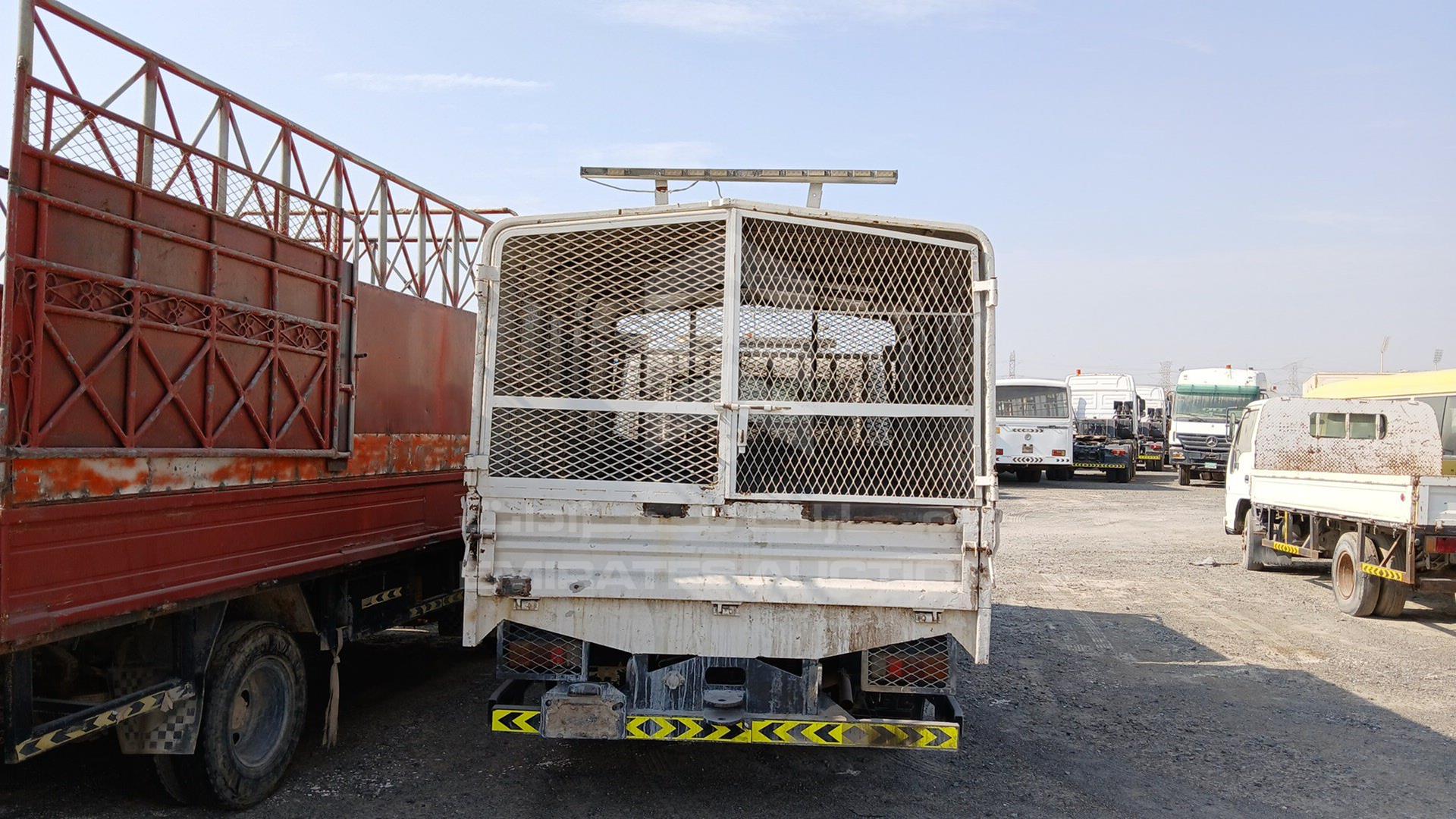 2014 HINO 300 VIN: JHHMCK3H3EK008222