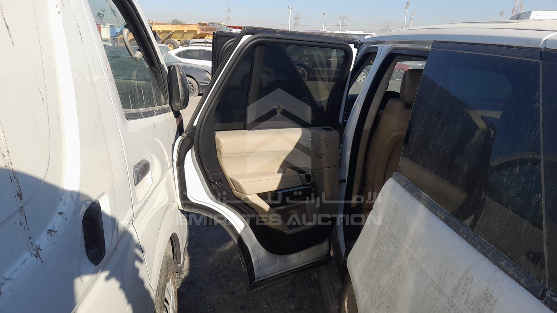 2014 RANGE ROVER VOGUE VIN: SALGA2EFXEA136165