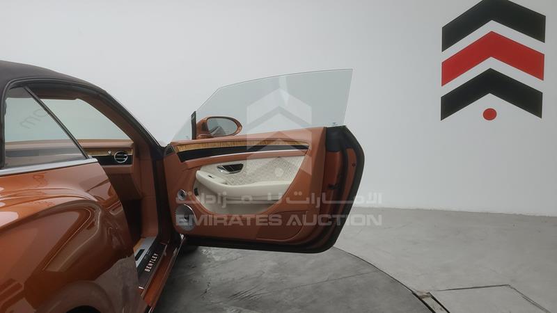 SCBDA3ZG8LC083991 Auction: EmiratesAuction Lot: 418778 SCBDA3ZG8LC083991 Bentley Continental 2020 ORANGE Photo 47