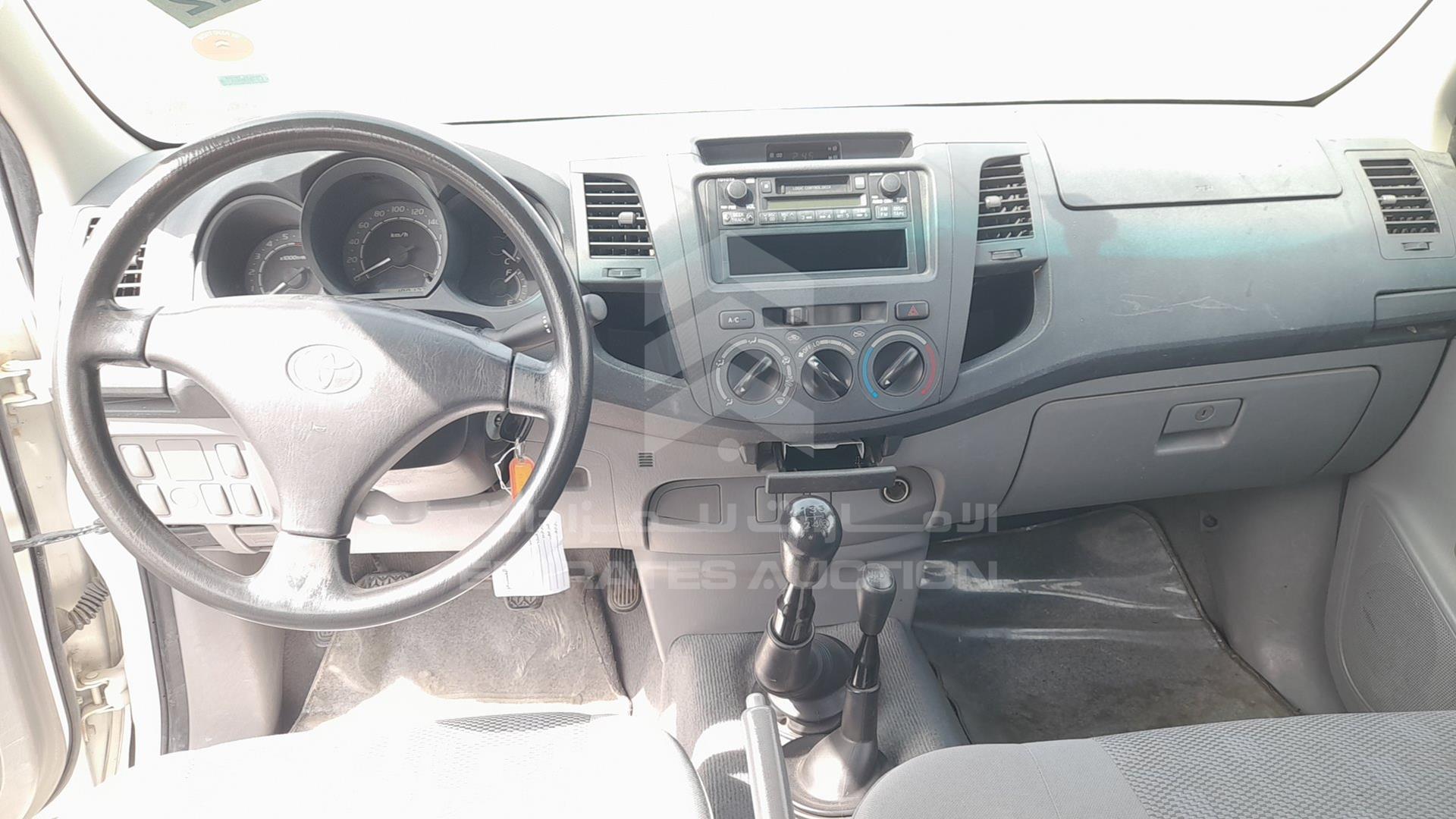 2009 TOYOTA HILUX VIN: MR0FX22G491317638