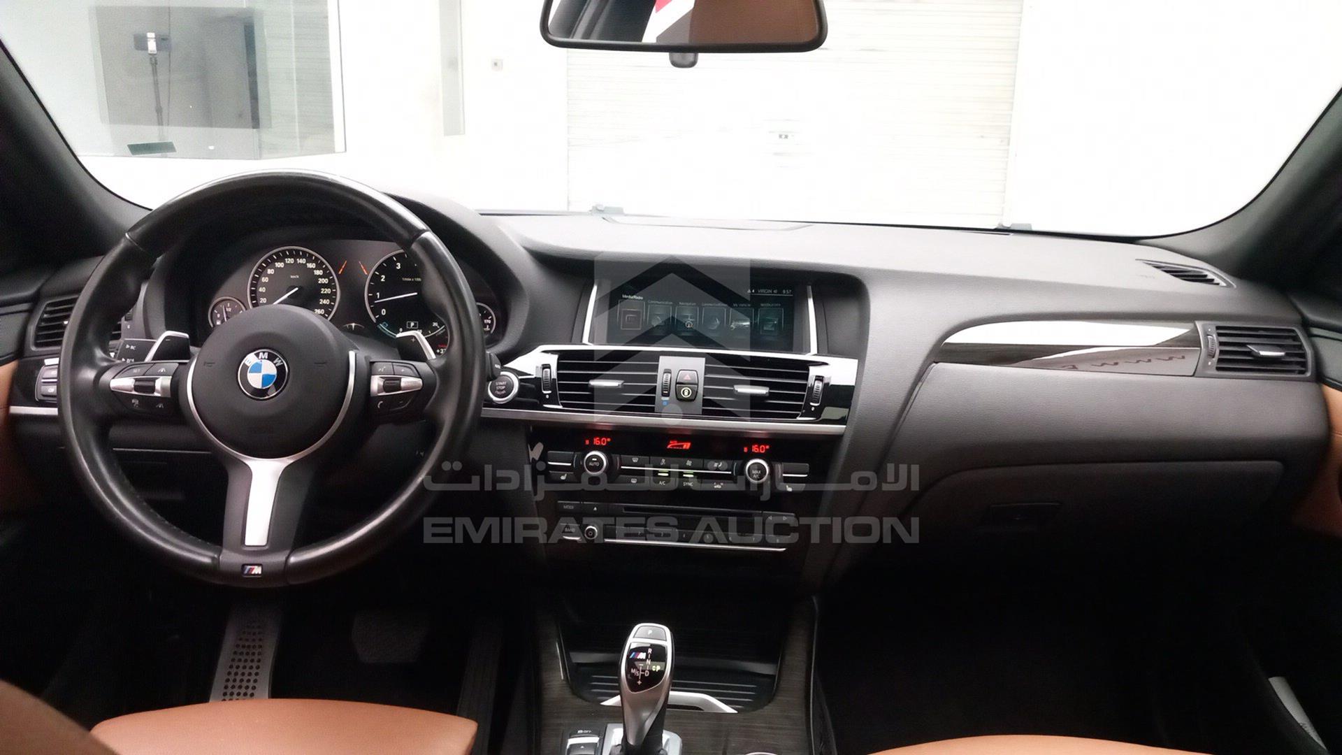 2018 BMW X4 VIN: WBAXW7102J0Y57164