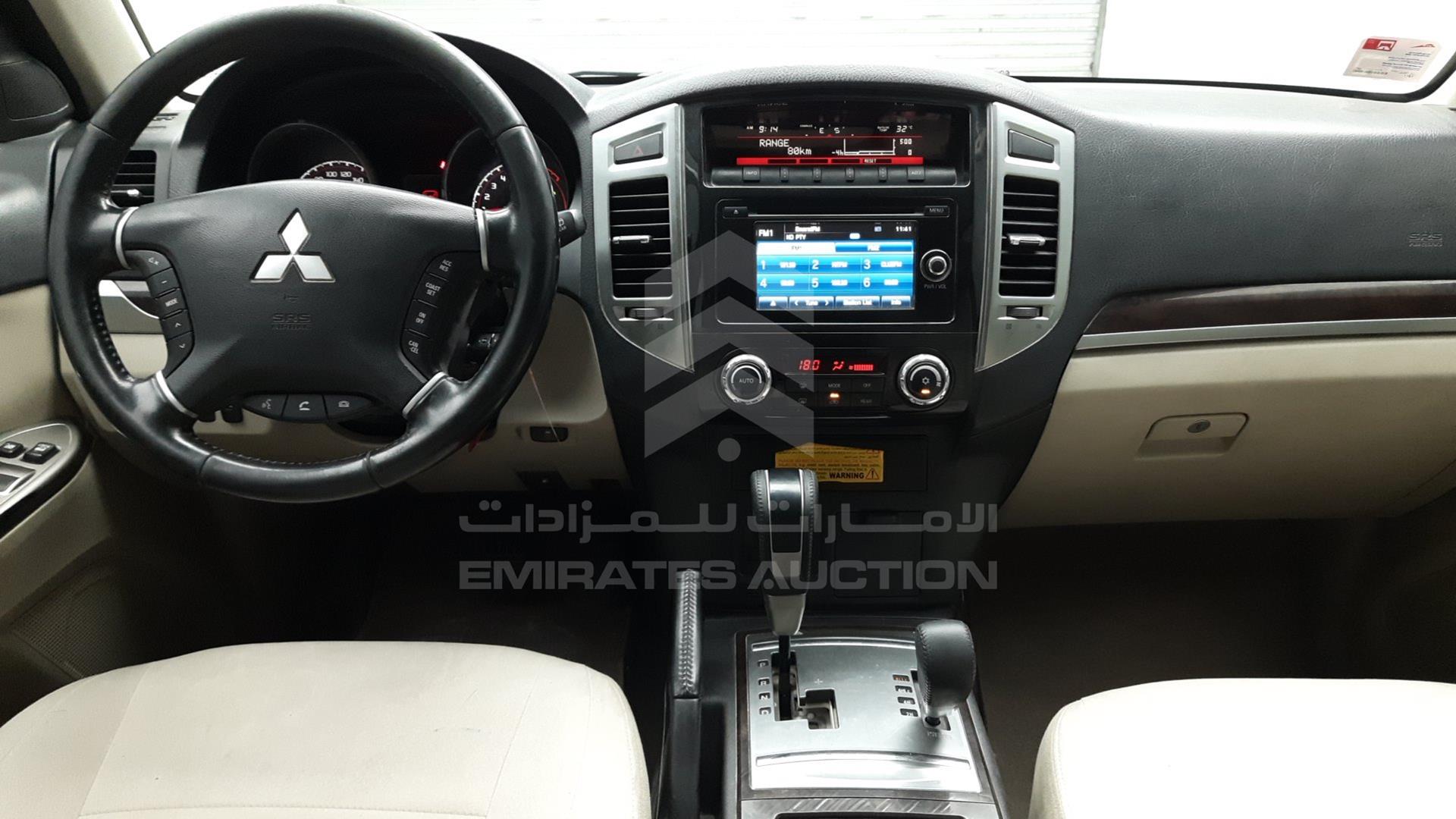 2017 MITSUBISHI PAJERO VIN: JE4MR62N3HJ705986