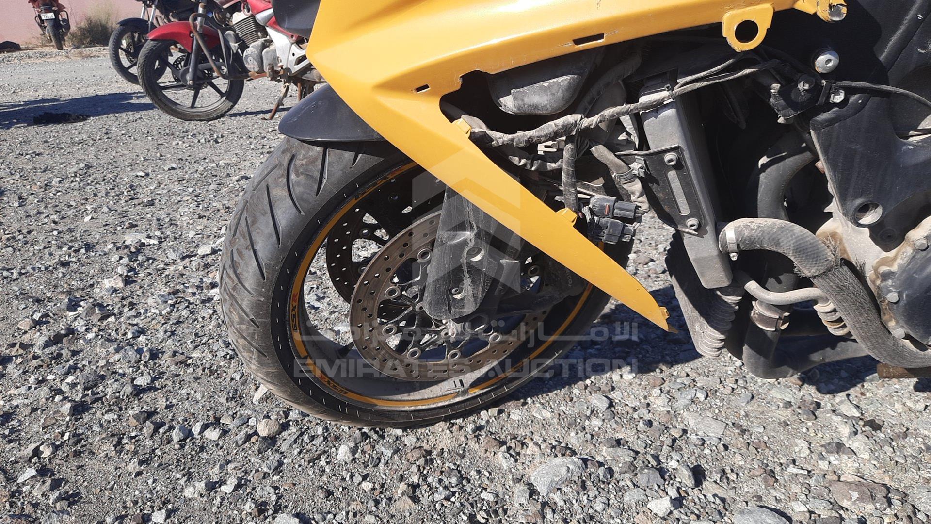 2007 SUZUKI MOTORBIKE VIN: JS1GT77A372108635