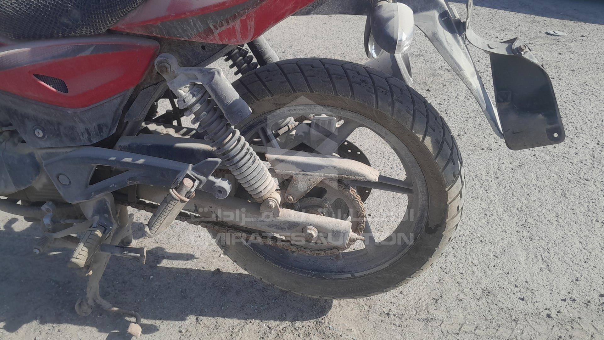 2017 BAJAJ 180 CC VIN: MD2A12DY2HCF08619