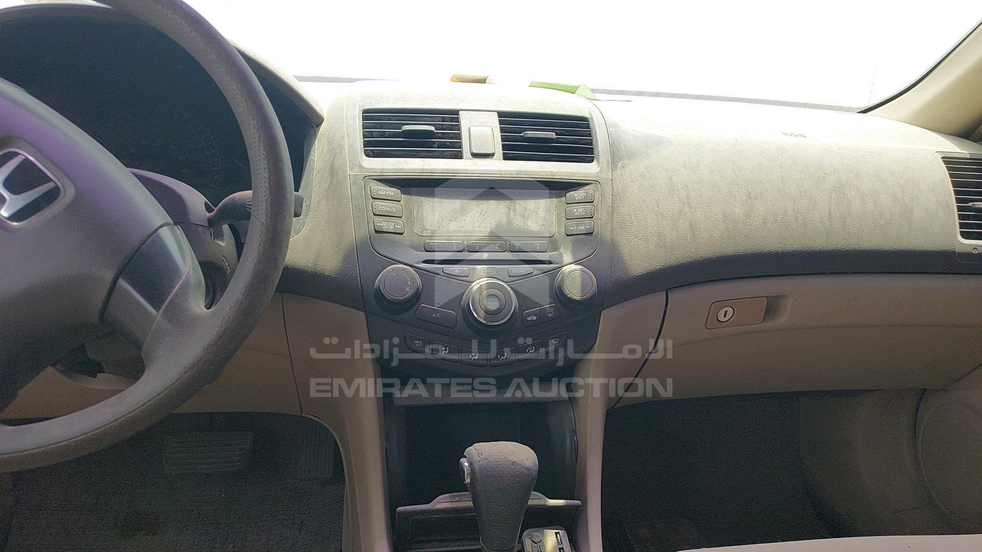 2004 HONDA ACCORD VIN: JHMCM565X4C413354
