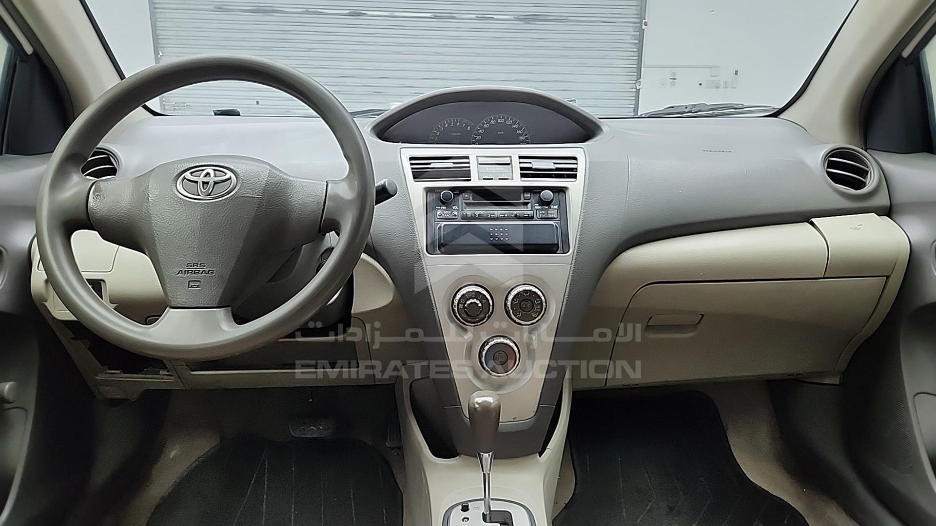2009 TOYOTA YARIS VIN: JTDBW923294025975