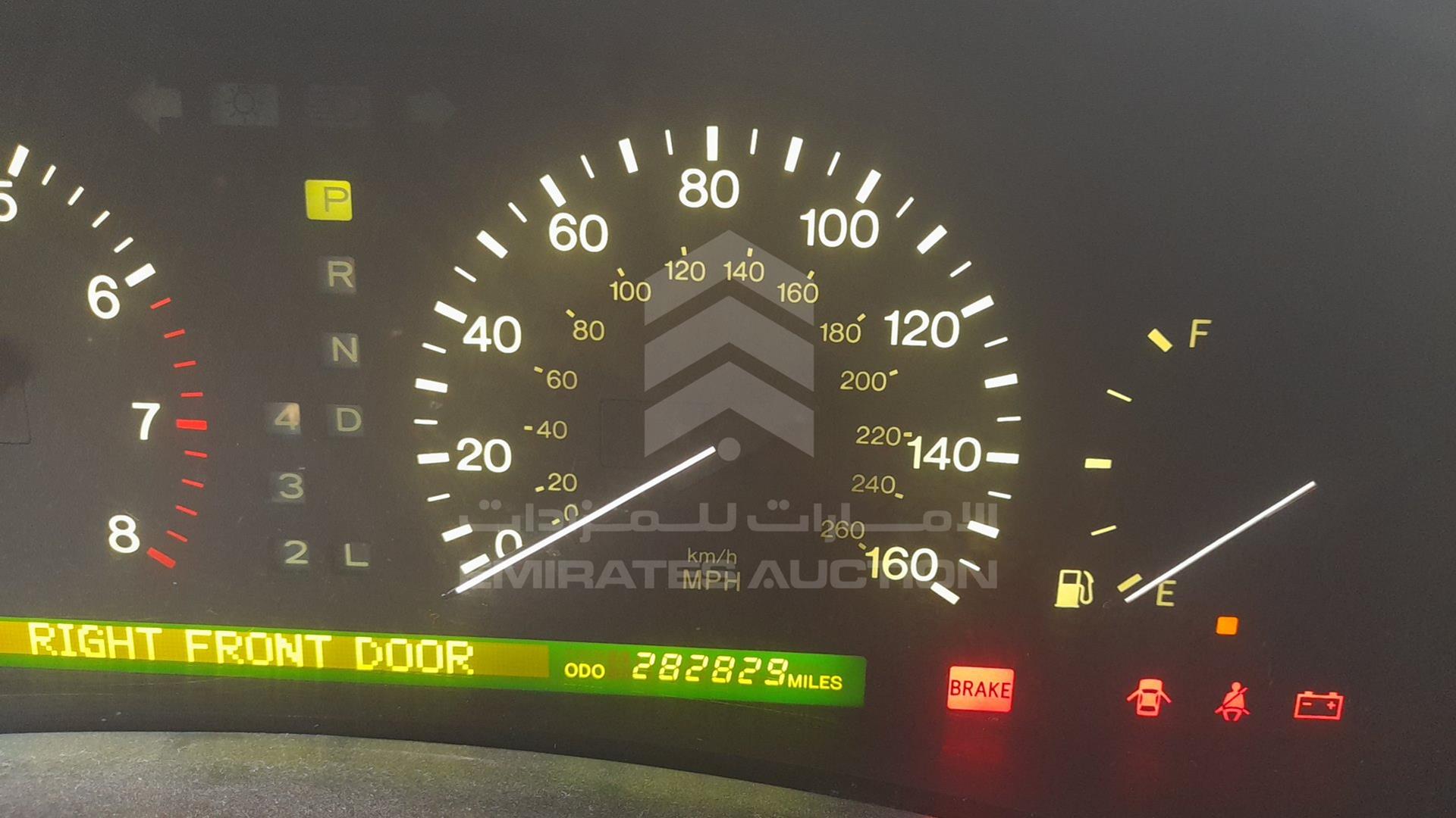 2000 LEXUS LS400 VIN: JT8BH28F1Y0178323