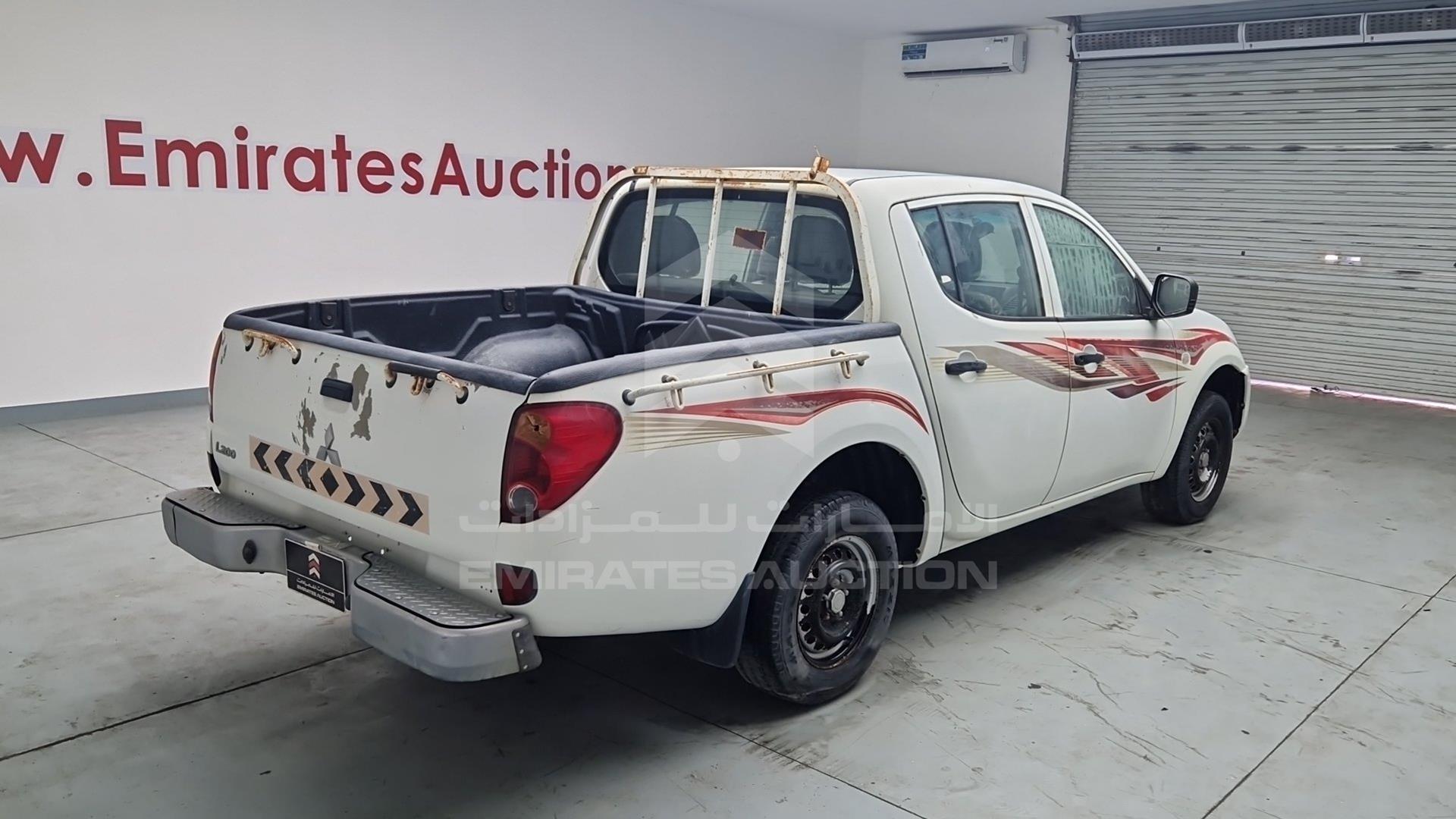 2014 MITSUBISHI L 200 VIN: MMBJNKA50ED004709