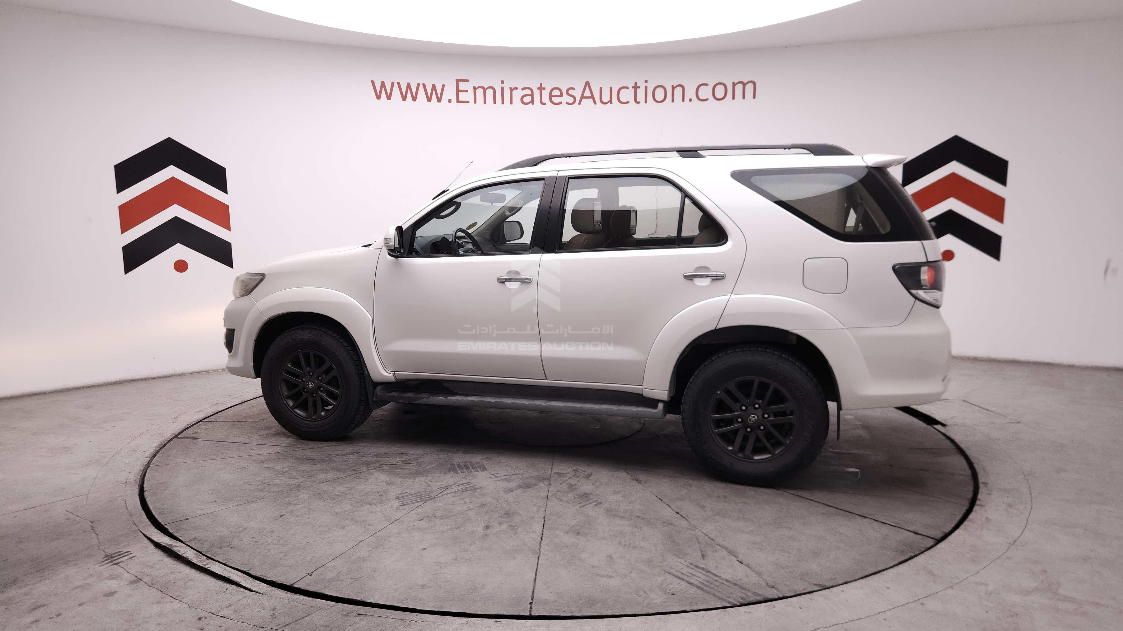 MHFYU59G0F7042614 - 2015 Toyota Fortuner - #504127