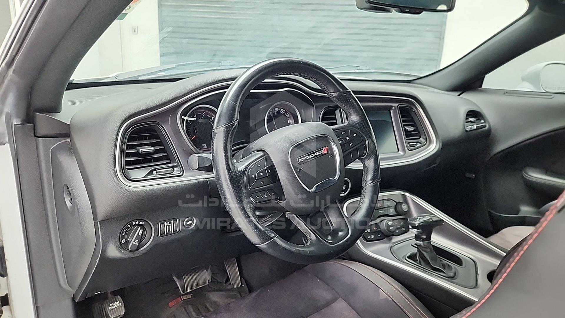 2018 DODGE CHALLENGER VIN: 2C3CDZBT2JH182900