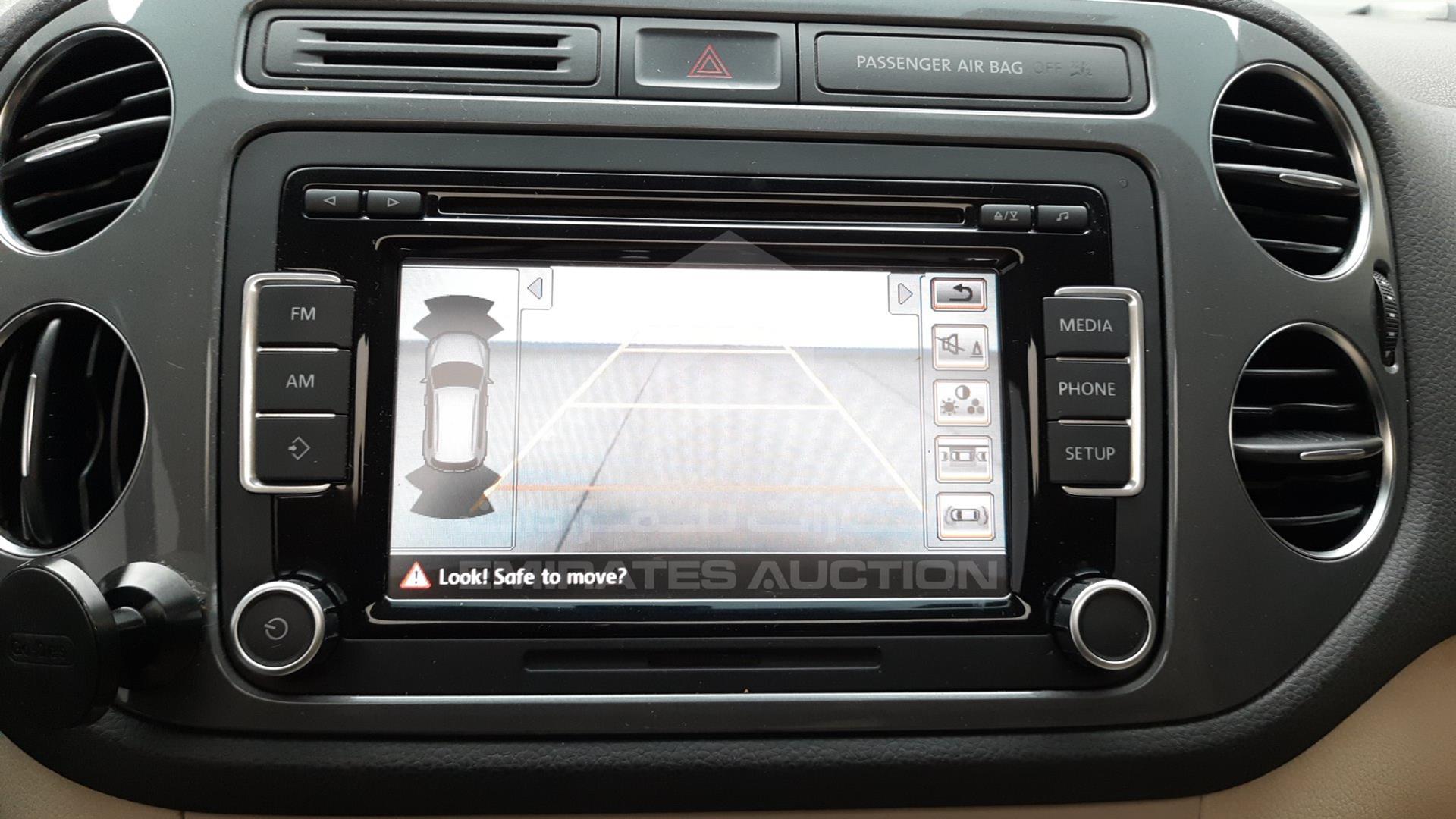 2015 VOLKSWAGEN TIGUAN VIN: WVGCE2AX1FW500403