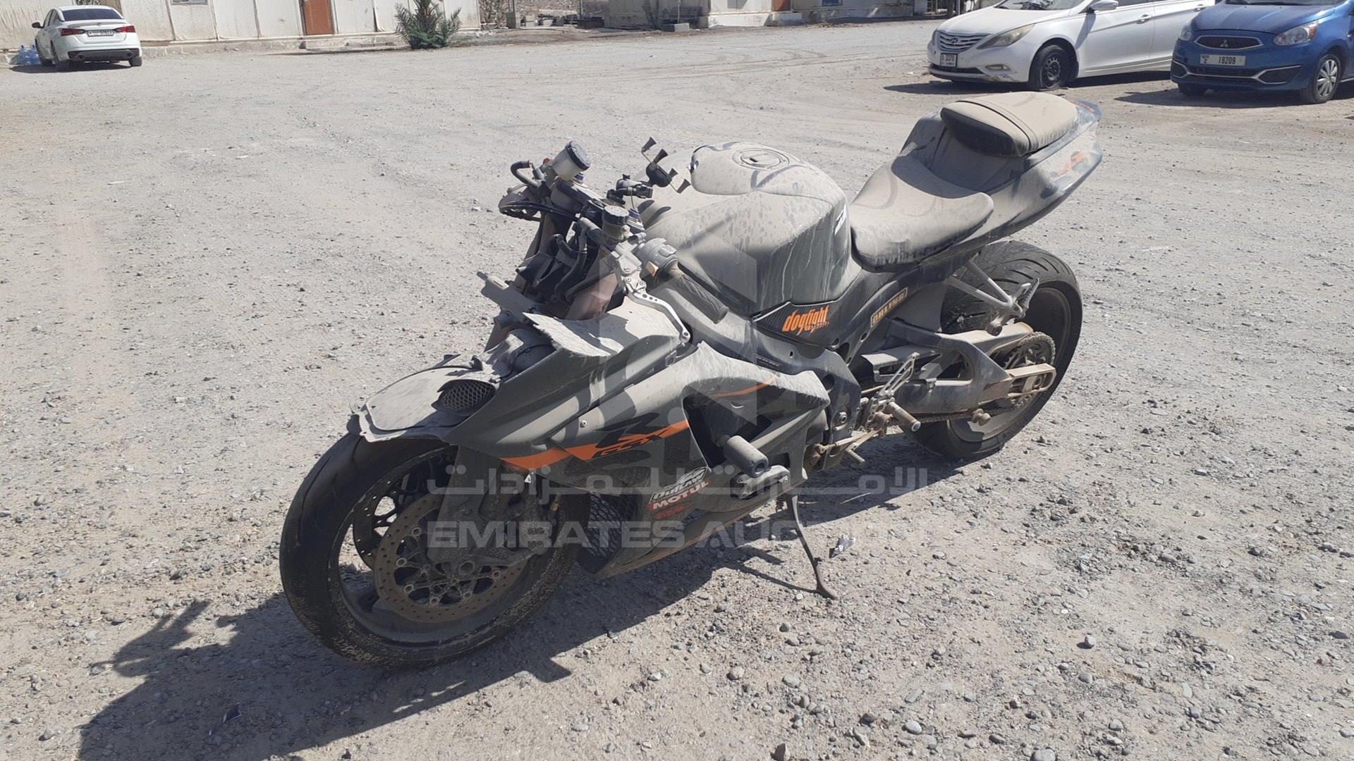 0 SUZUKI MOTORBIKE VIN: JS1CL111100112749