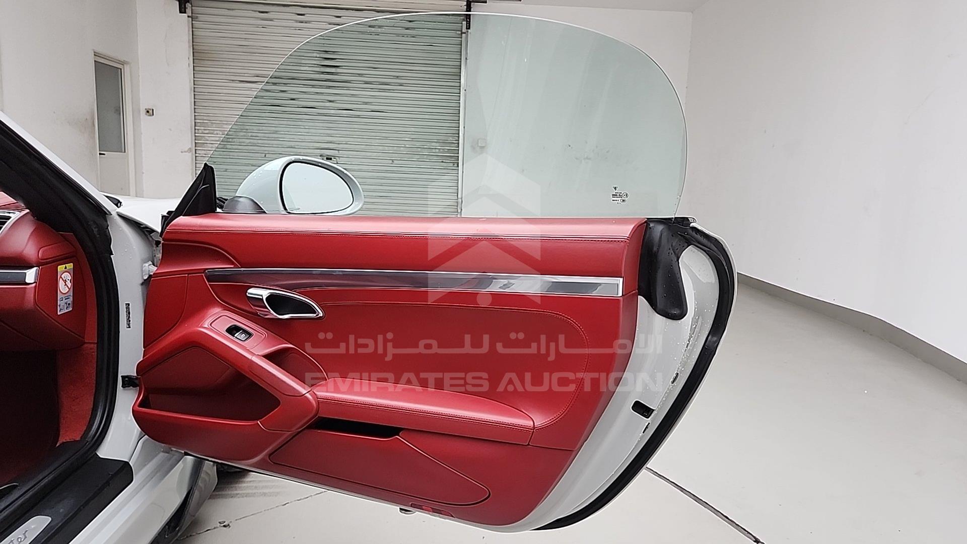2013 PORSCHE BOXSTER VIN: WP0ZZZ98ZDS102162