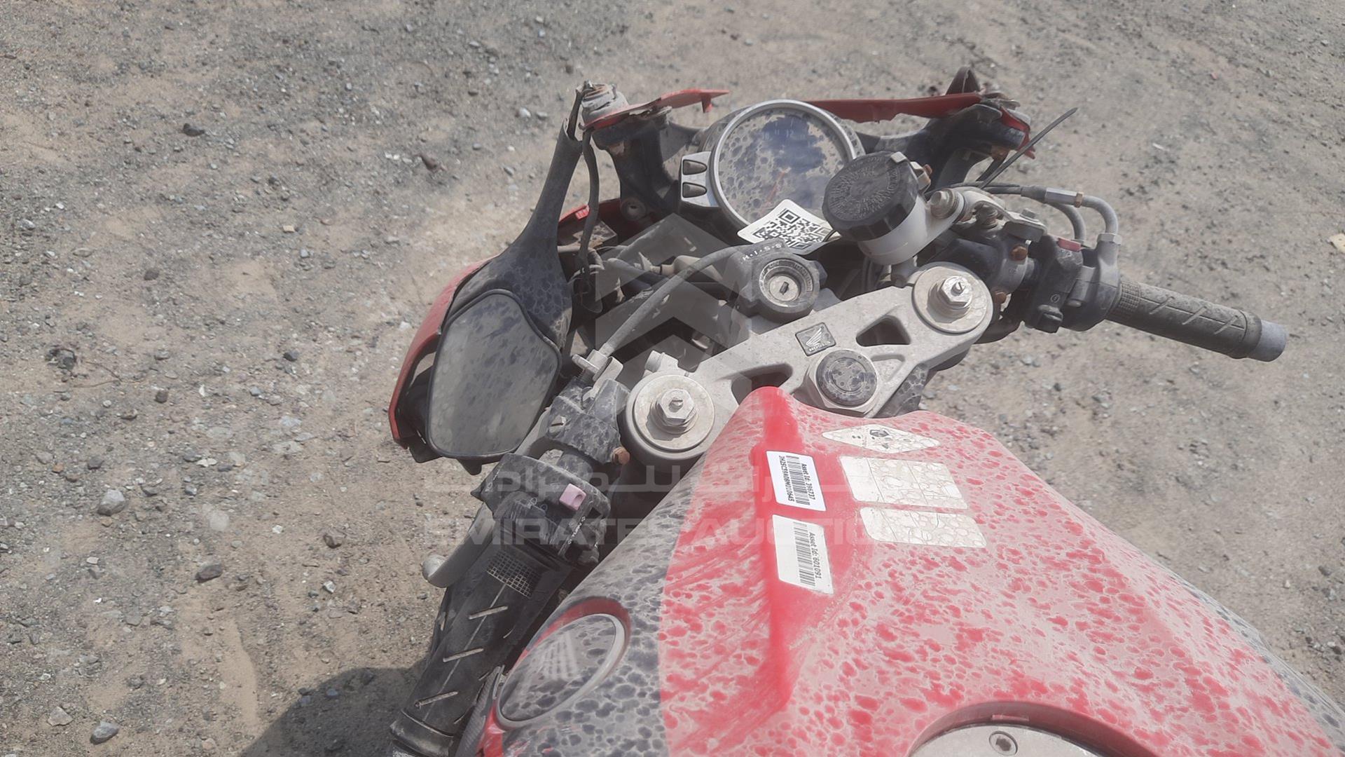 2008 HONDA MOTORBIKE VIN: JH2SC59A08M010645