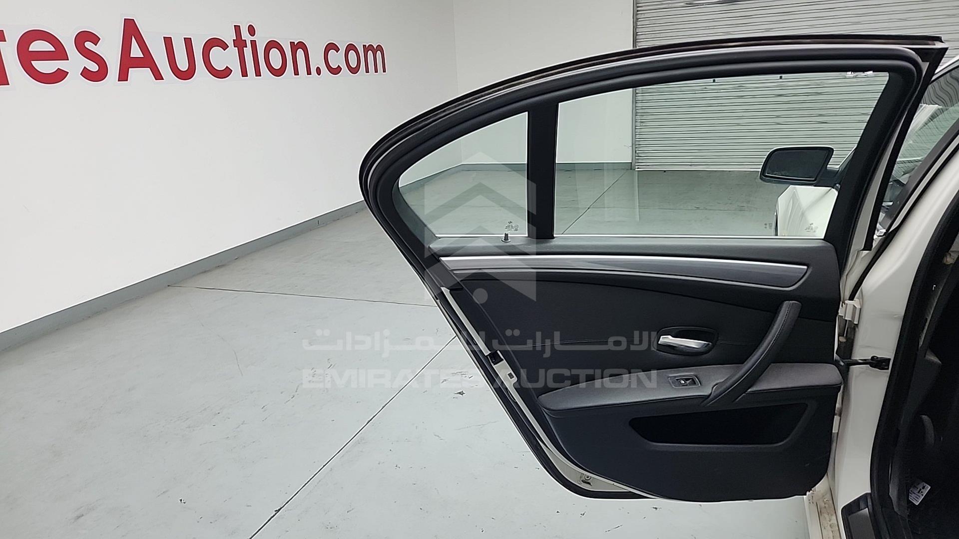 2008 BMW 530I VIN: WBANU910X8CT25856