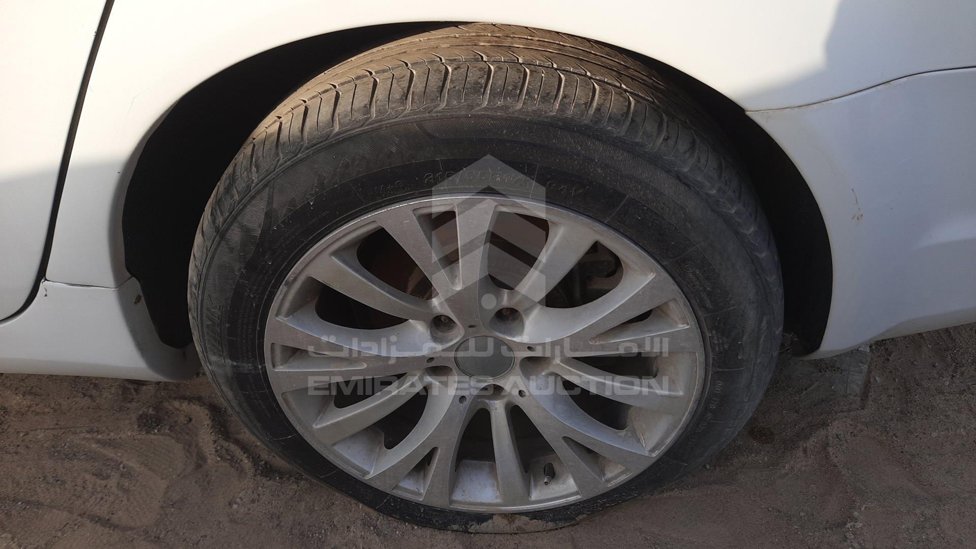 2009 CHEVROLET LUMINA VIN: 6G1EL54B19L237822