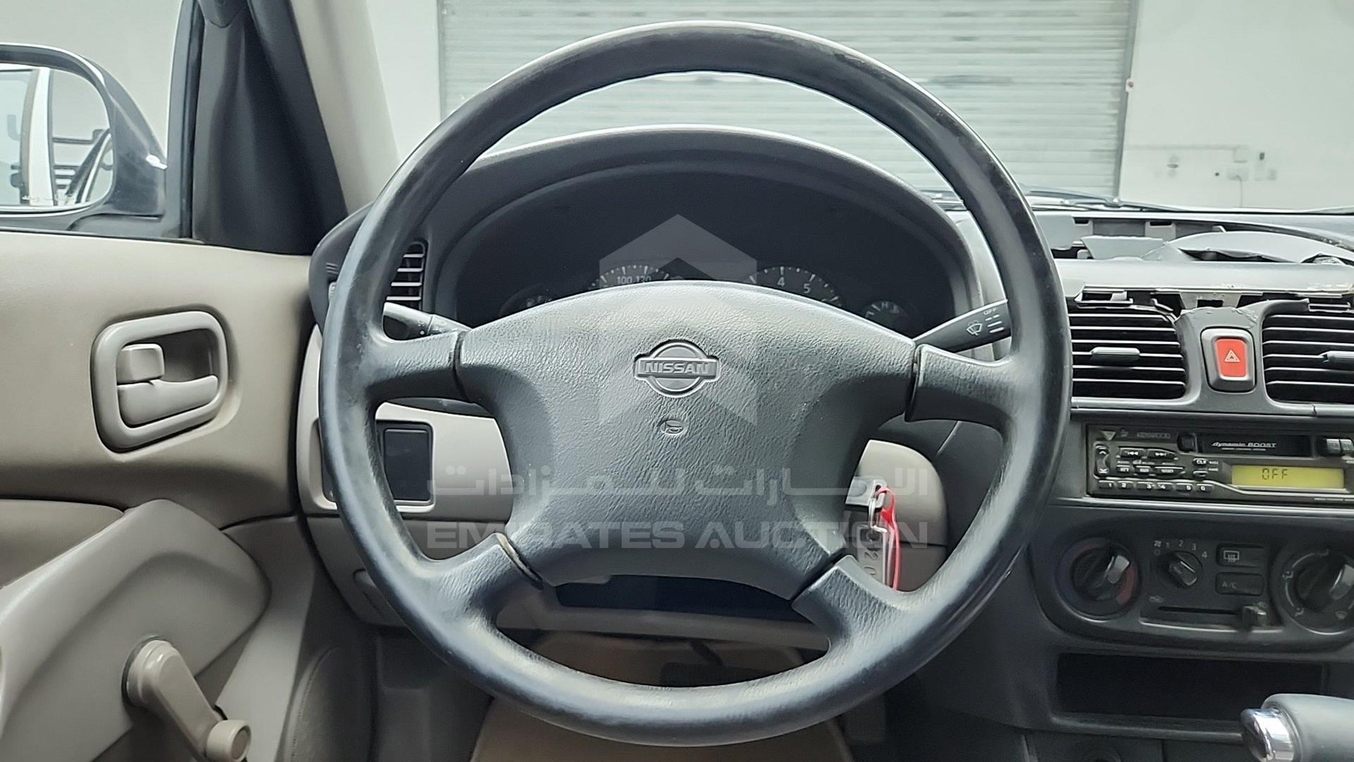 2003 NISSAN SUNNY VIN: JN1FN61S53W008582