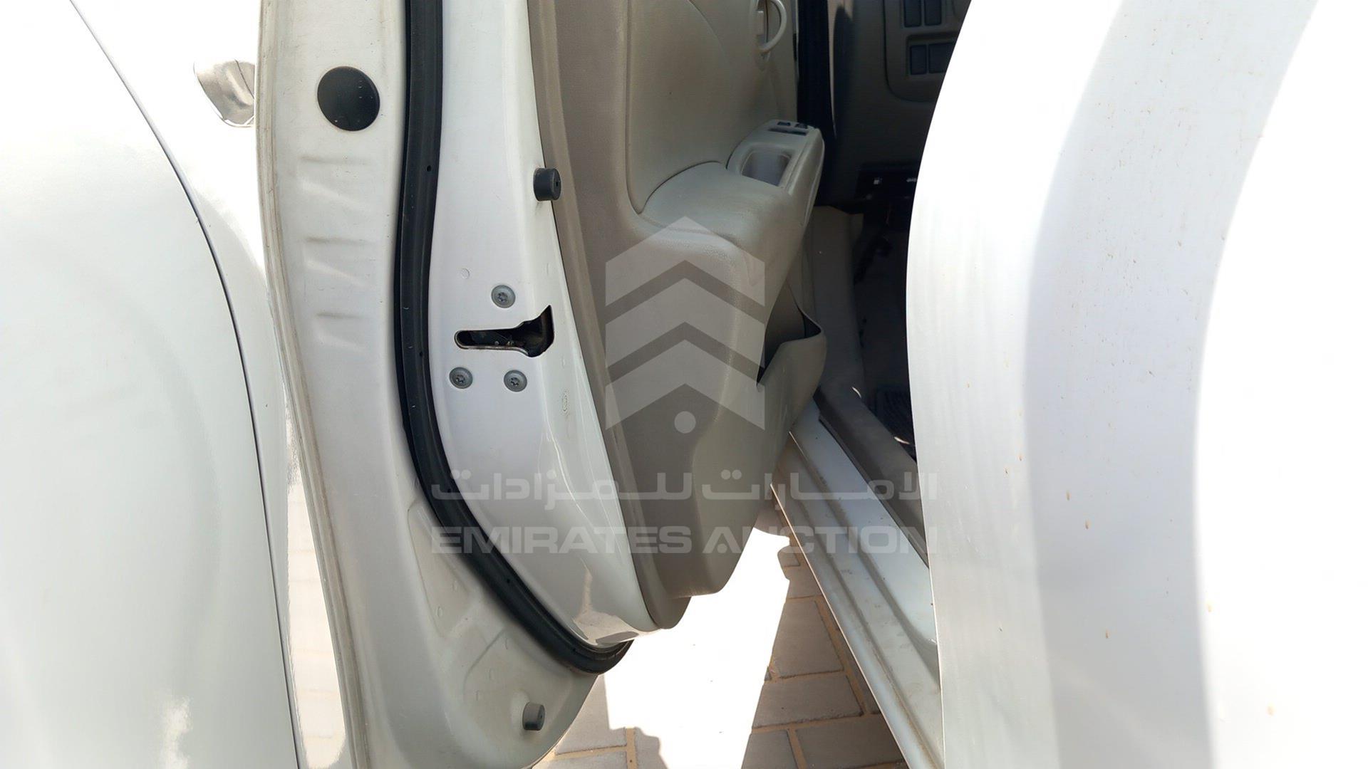 2016 NISSAN SUNNY VIN: MDHBN7AD2GG712211