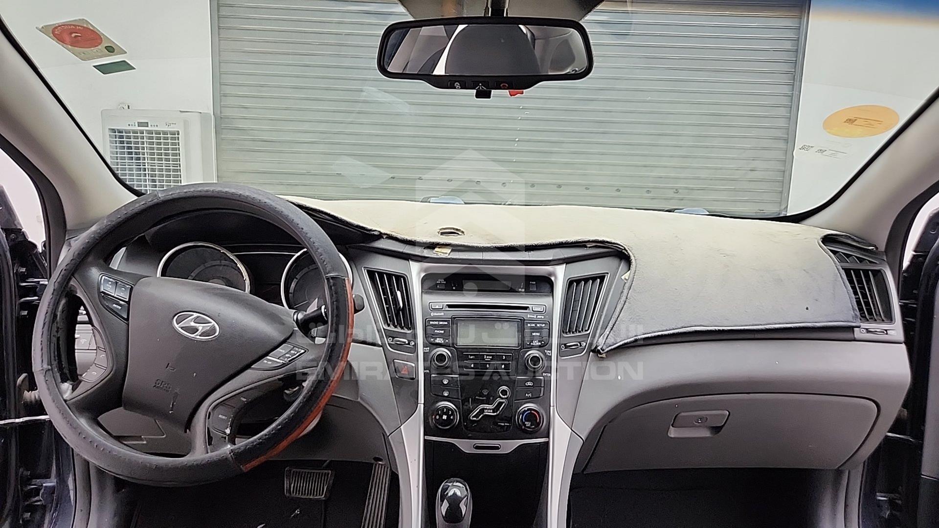 2013 HYUNDAI SONATA VIN: 5NPEB4AC5DH513740