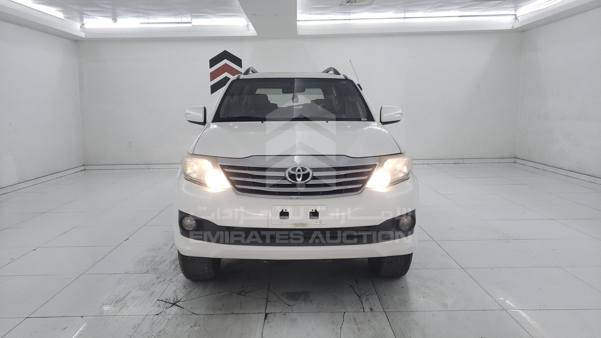MHFYU59G7D7022681 - 2013 Toyota Fortuner - #undefined