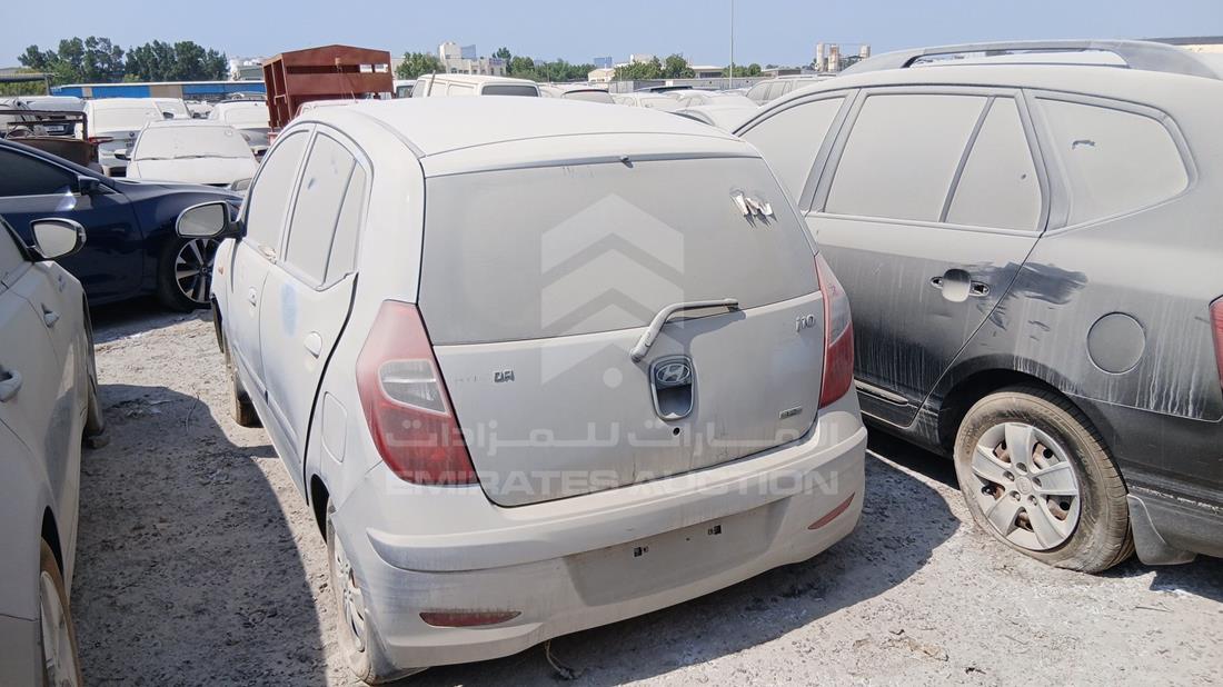 2012 Hyundai I10 — Rear Left Angle — Photo 5
