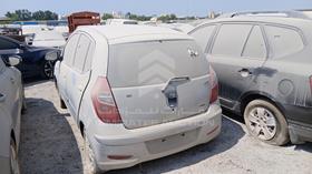 2012 Hyundai I10 — Rear Left Angle — Photo 5 — Thumbnail