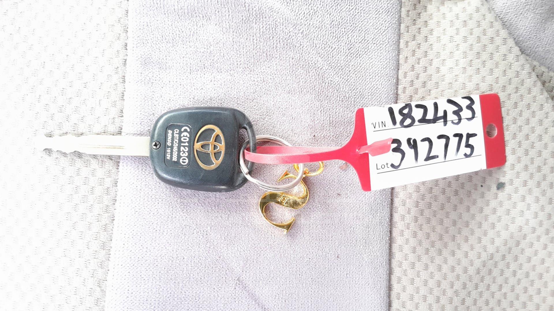 2006 TOYOTA COROLLA VIN: JTDBR22E363182433