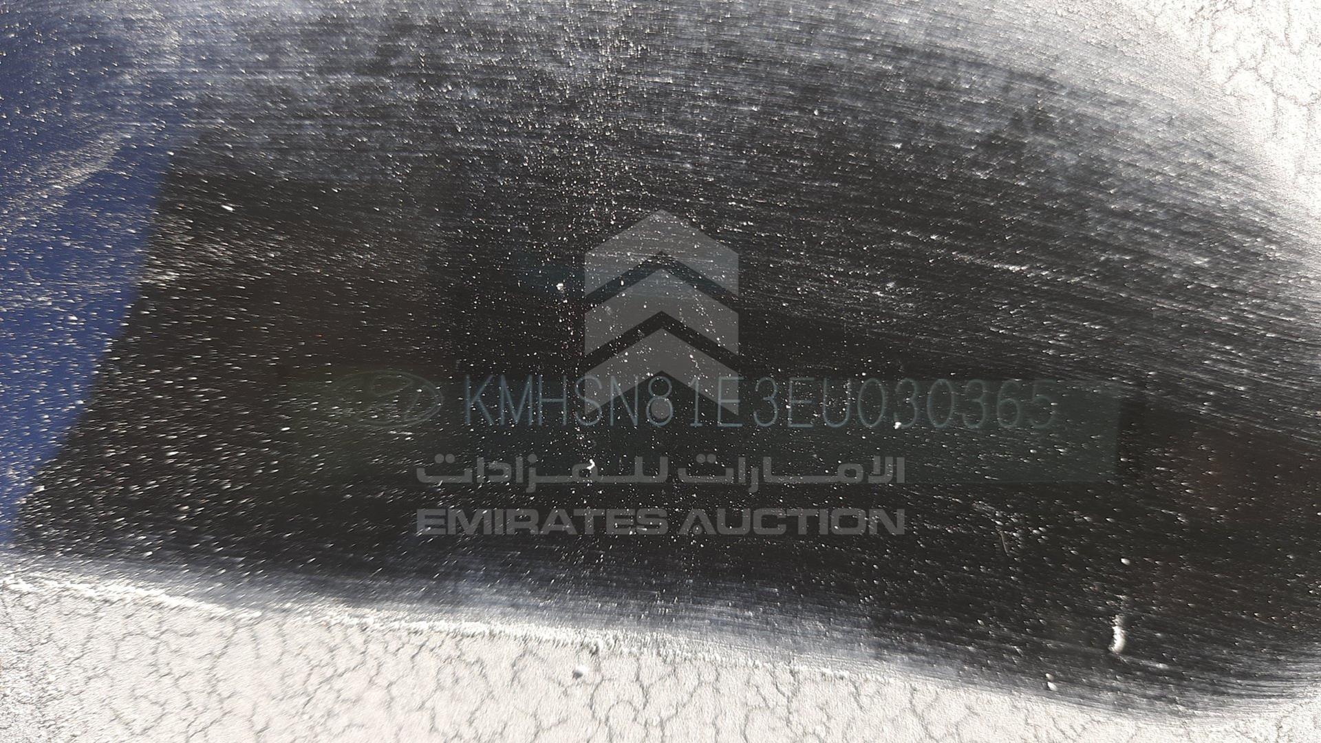 2014 HYUNDAI SANTA FE VIN: KMHSN81E3EU030365