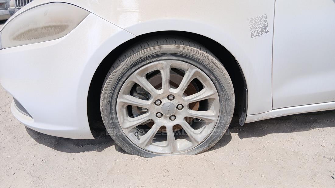 2013 Dodge Dart — Front Left Tyre — Photo 32