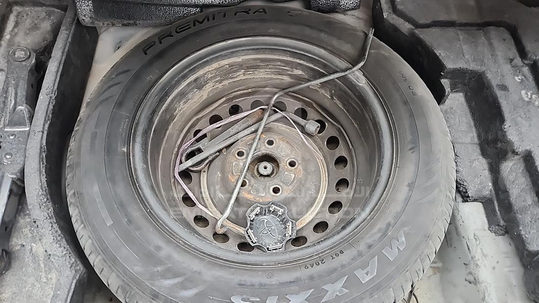 2015 Toyota Camry — Spare Tyre — Photo 25