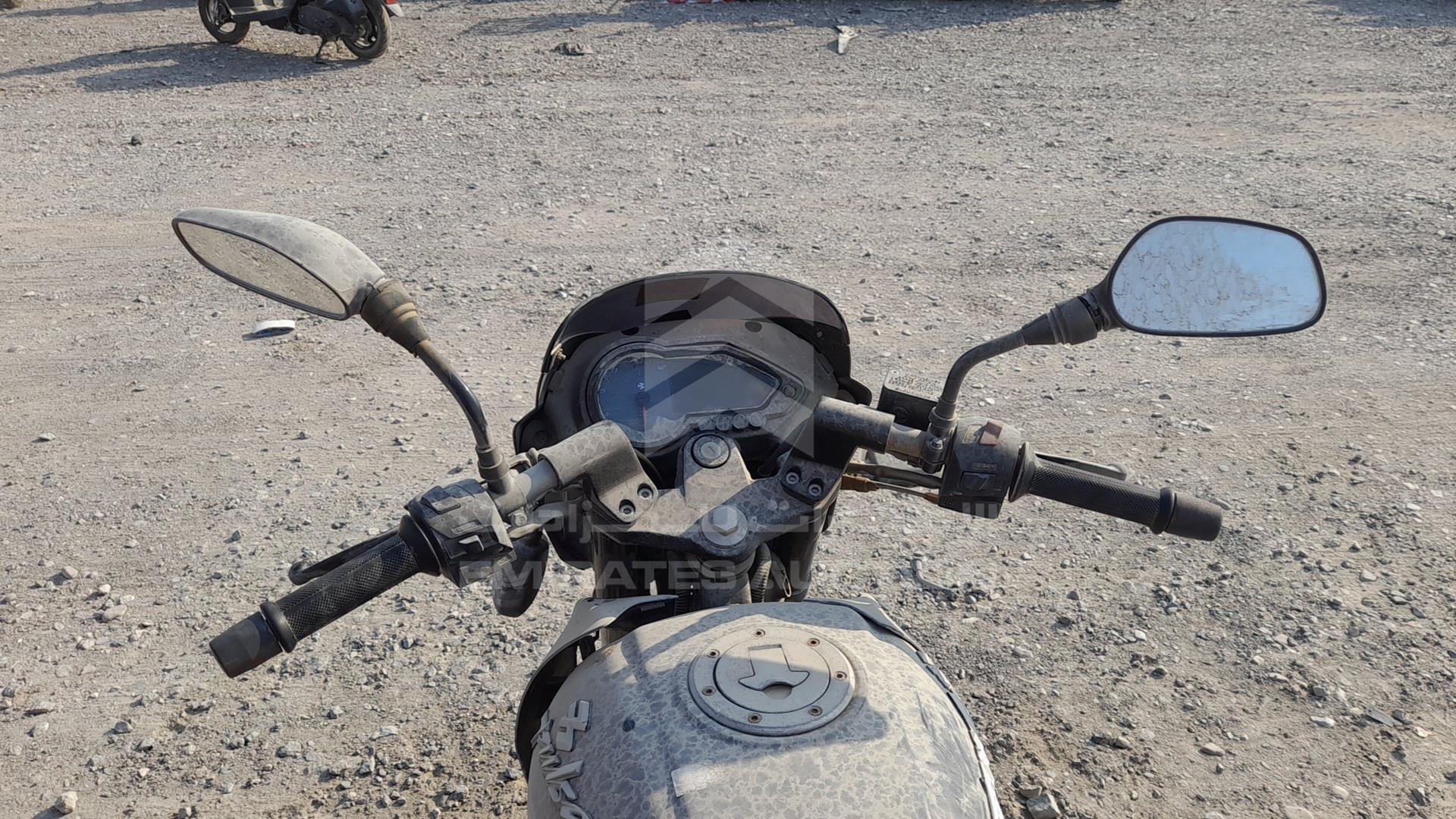 2016 BAJAJ PULSAR 180CC VIN: MD2A12DZ3GCF76693