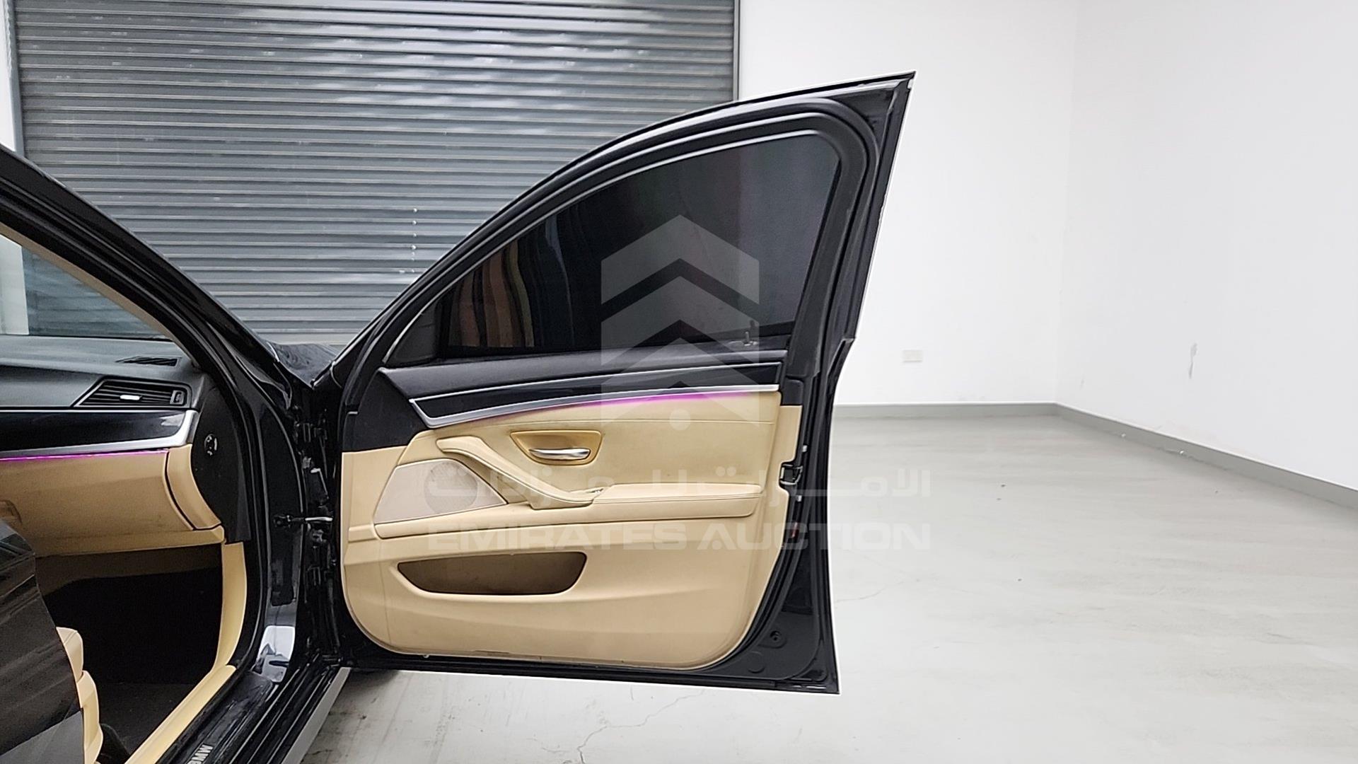 2013 BMW 520 I VIN: WBAXG110XDDW31333
