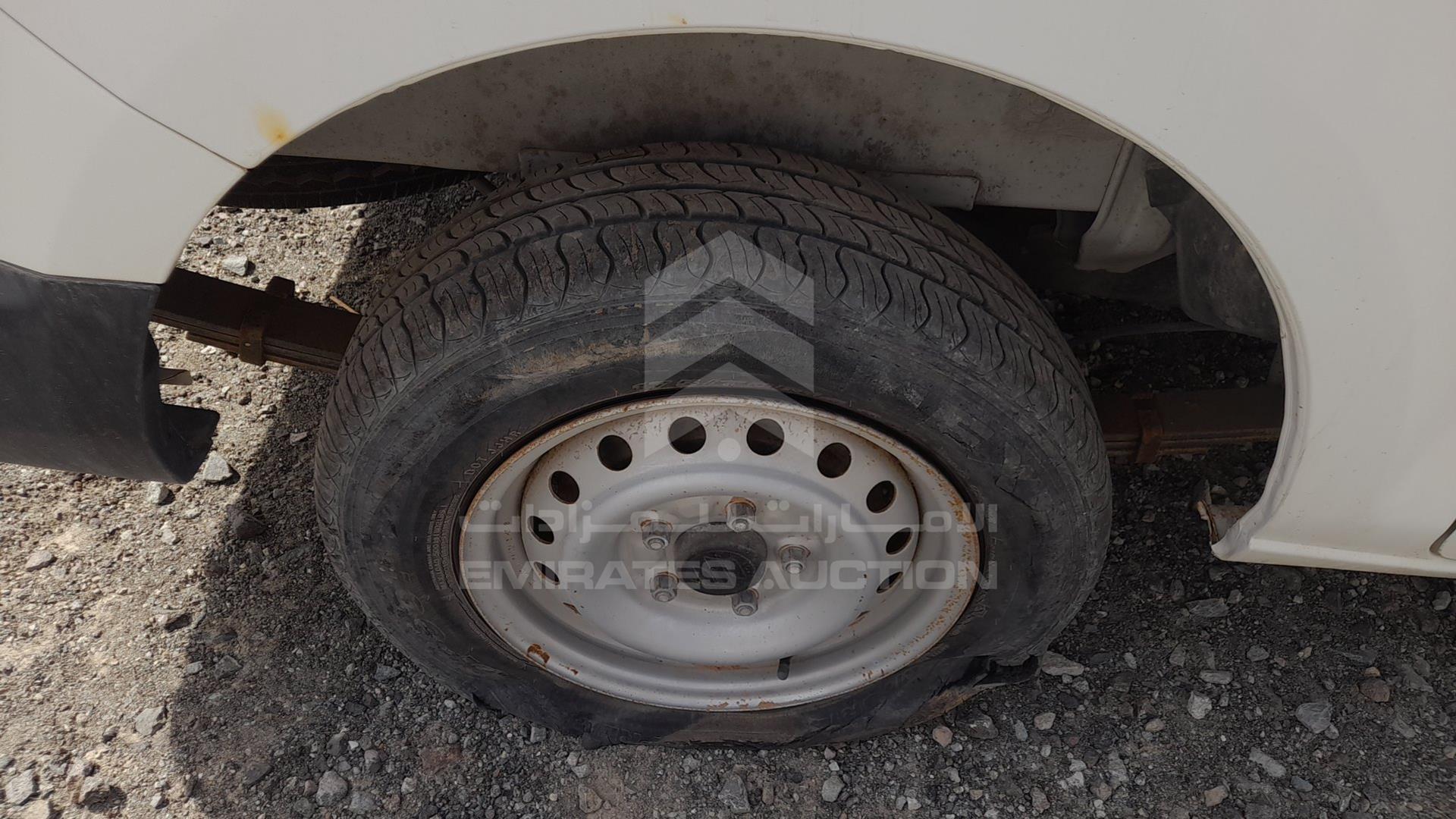 2015 SUZUKI APV VIN: MHYDN7A36FJ400275